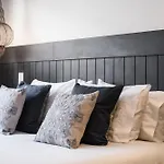 Apart Hotel B