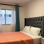 Lindo Alojamiento Con Tv. En Zona Turistica De Santiago Centro