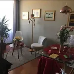 Luminosa Habitacion Con Bano Privado En El Centro De Providencia