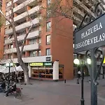Luminosa Habitacion Con Bano Privado En El Centro De Providencia