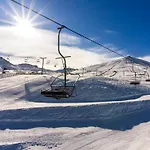 Estudio En Estoril Cercano A Principales Centros De Ski