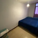 Habitacion En Las Condes Para 1 A 2 Personas / Estacionamiento