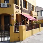 Hostal Barrio Italia
