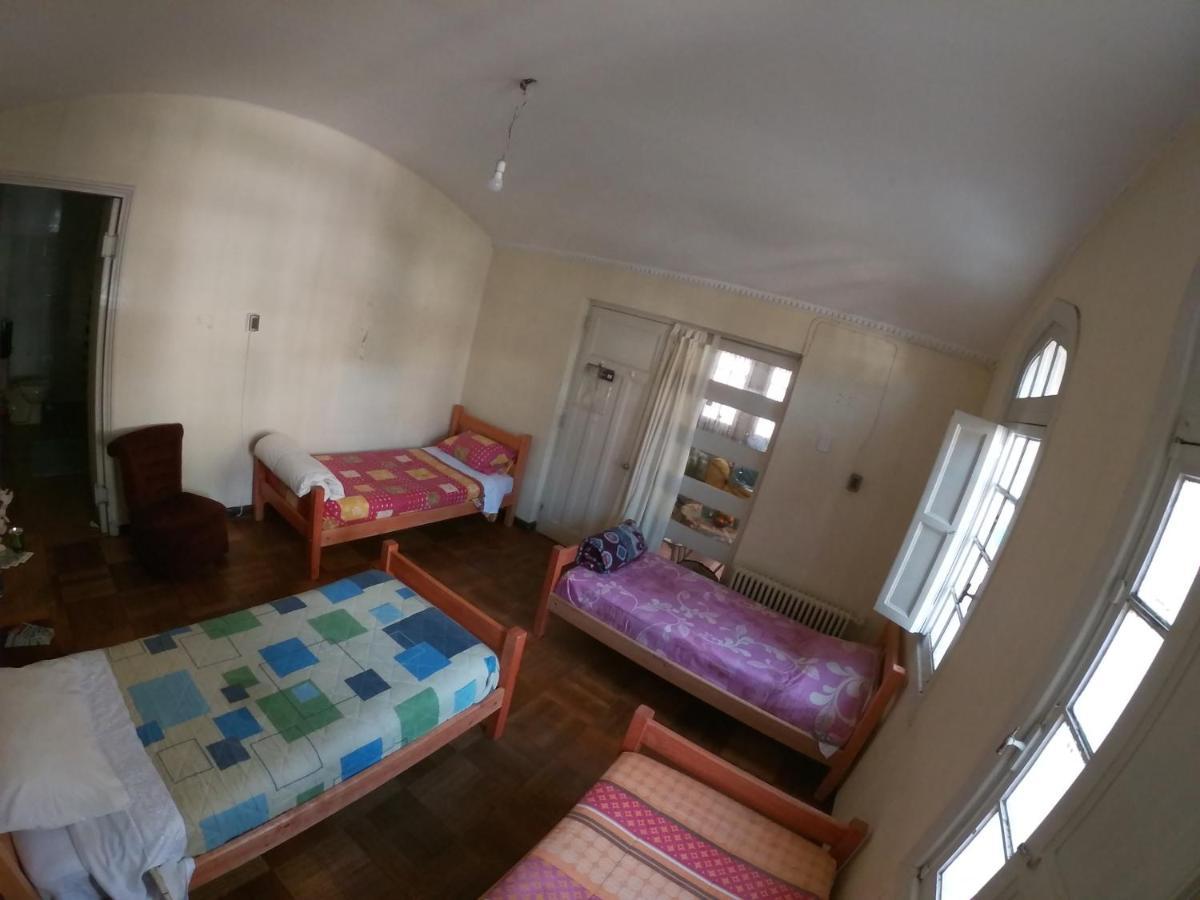 Hostal Residencial De'l Tata *