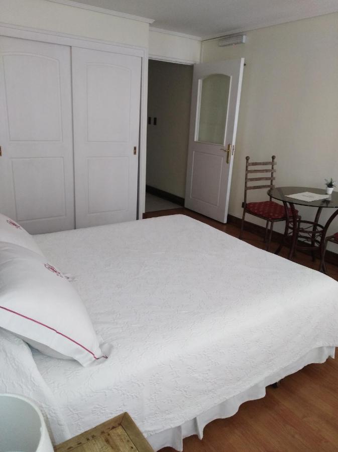 Roomapart Escuela Militar Apartahotel Santiago de Chile