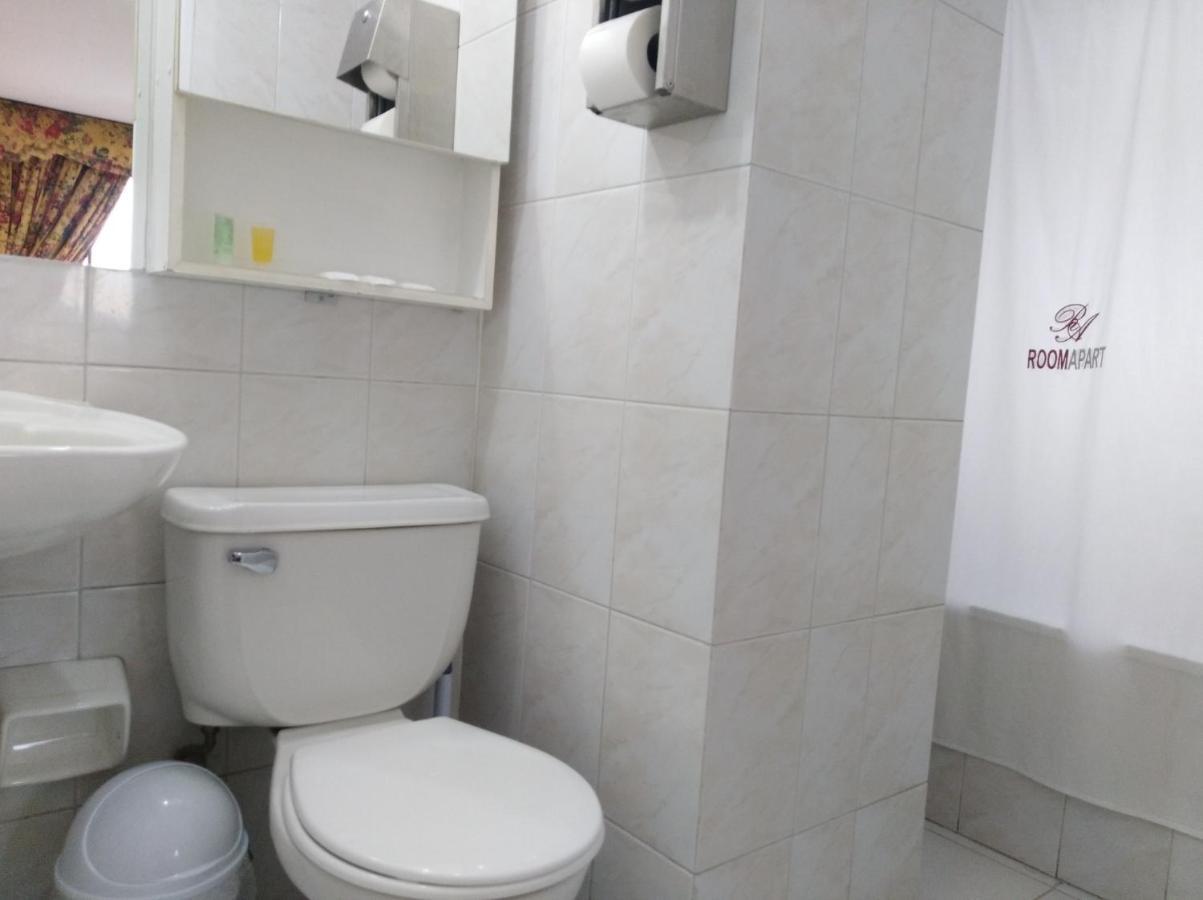 Roomapart Escuela Militar