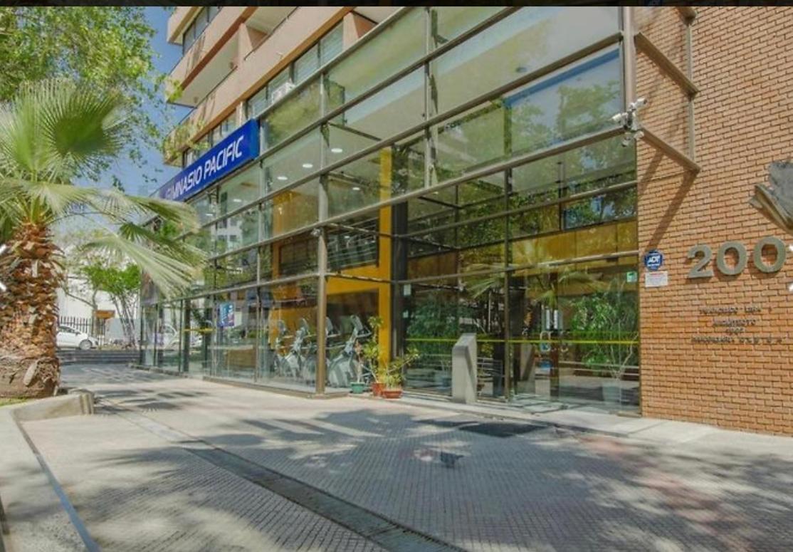 Amueblado, El Golf, Condes Con Vista Al Costanera Center