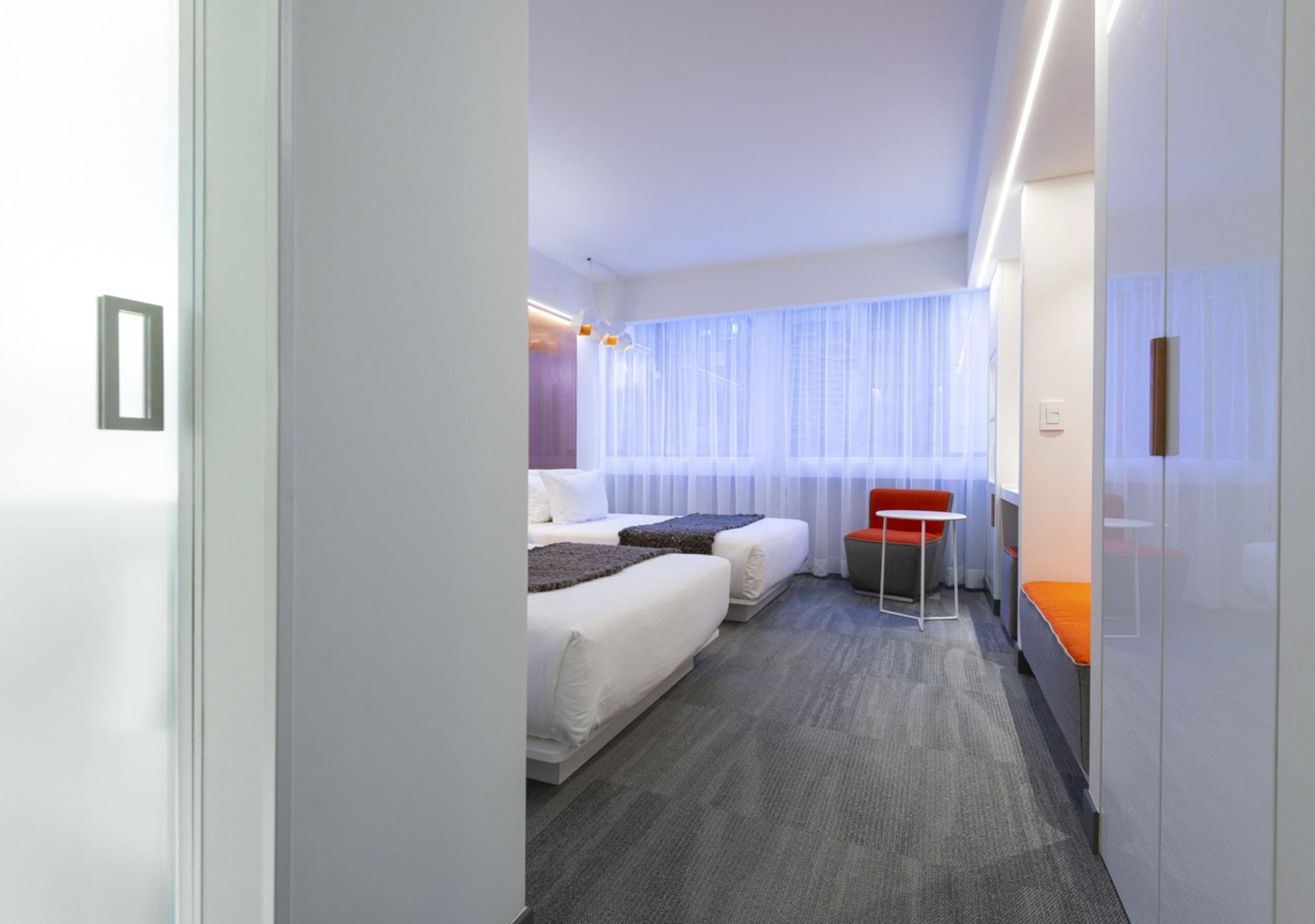 45 By Director Hotel