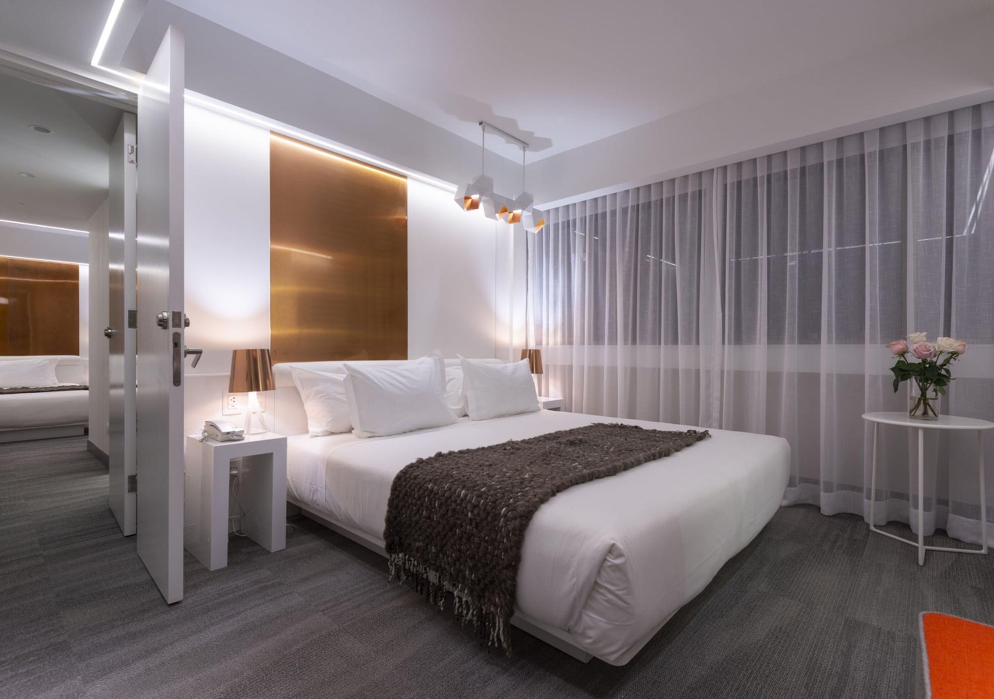 45 By Director Hotel