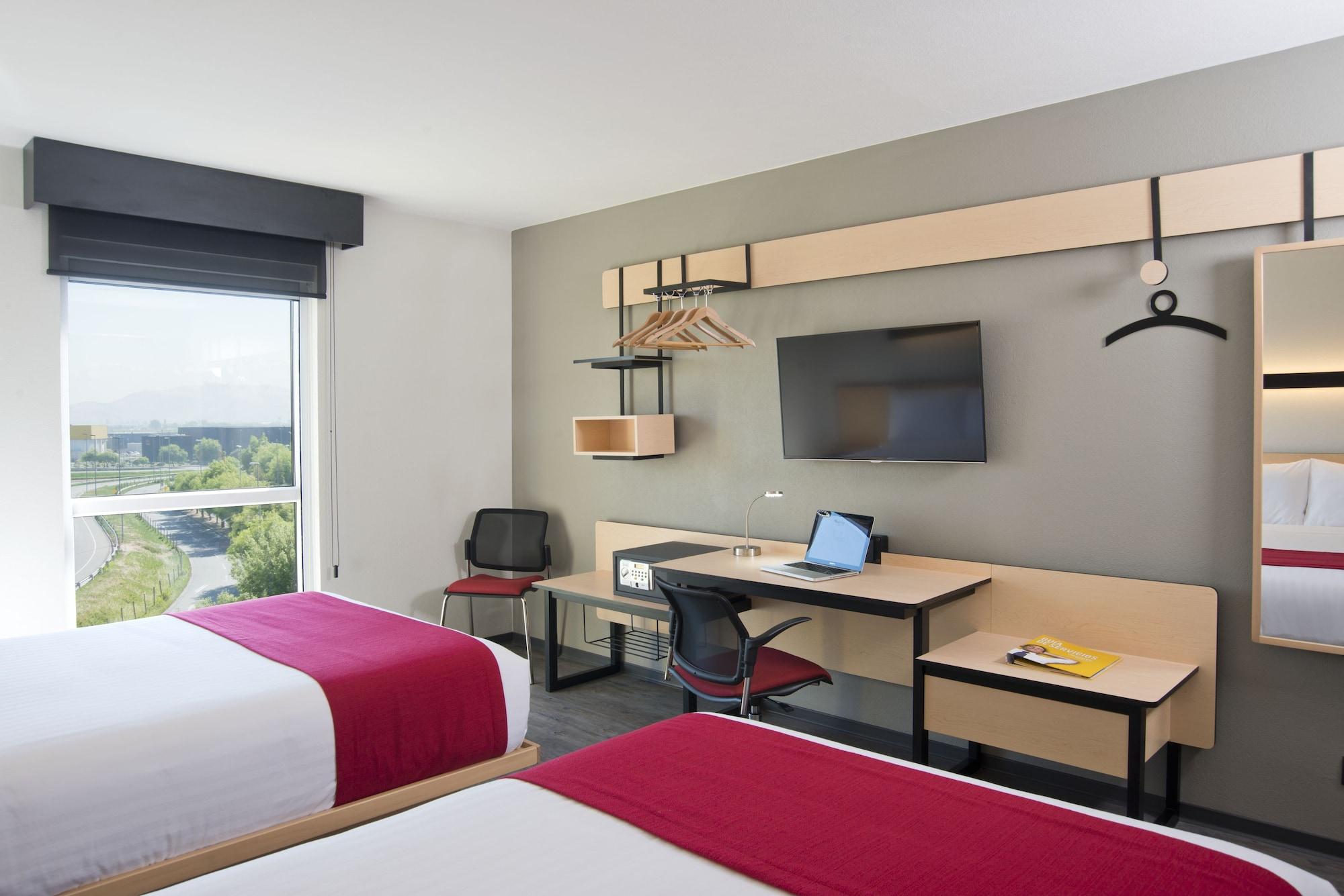 Hotel Express By Marriott Aeropuerto 3*