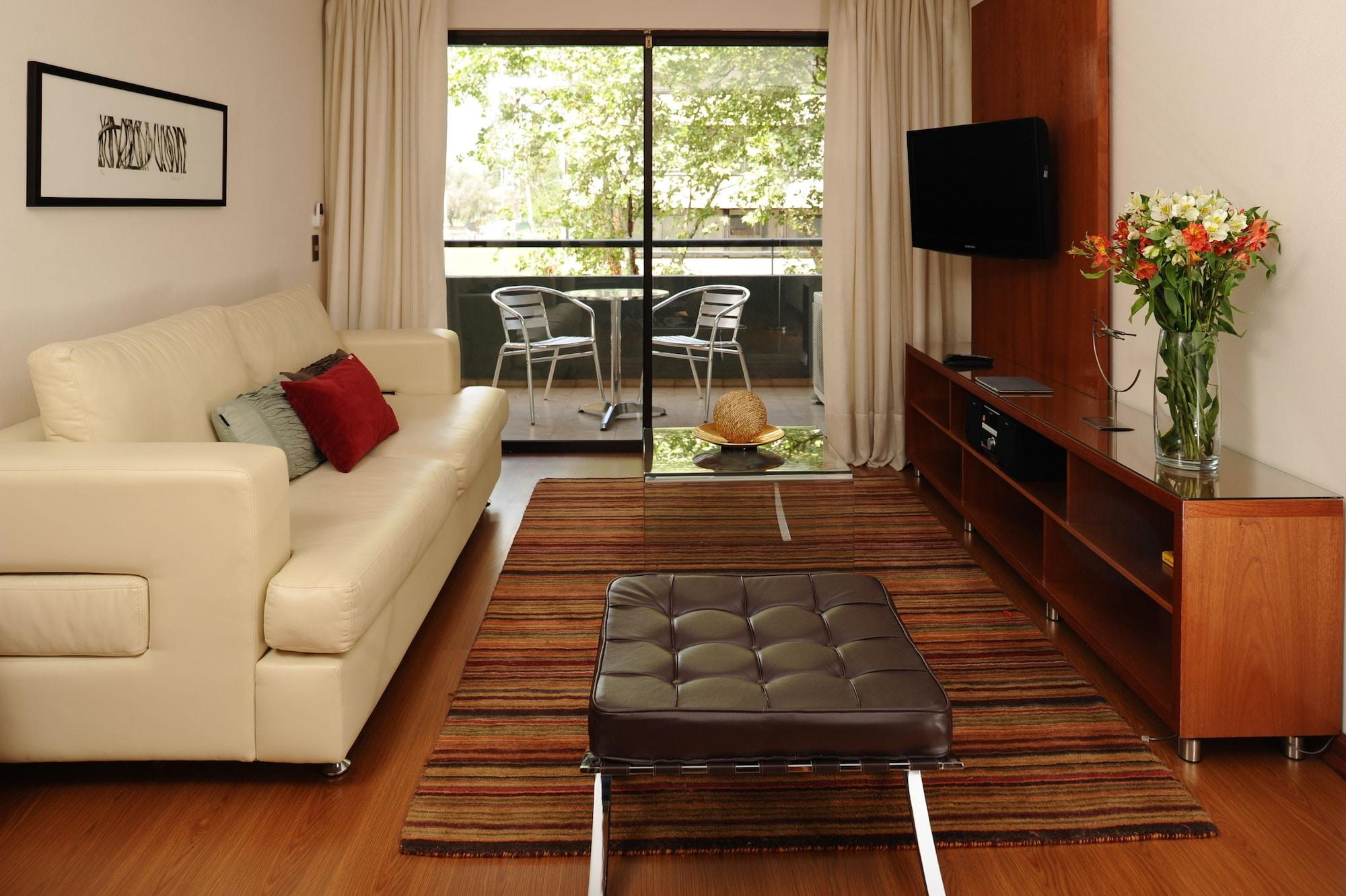 Time - Essential Apartahotel Santiago de Chile