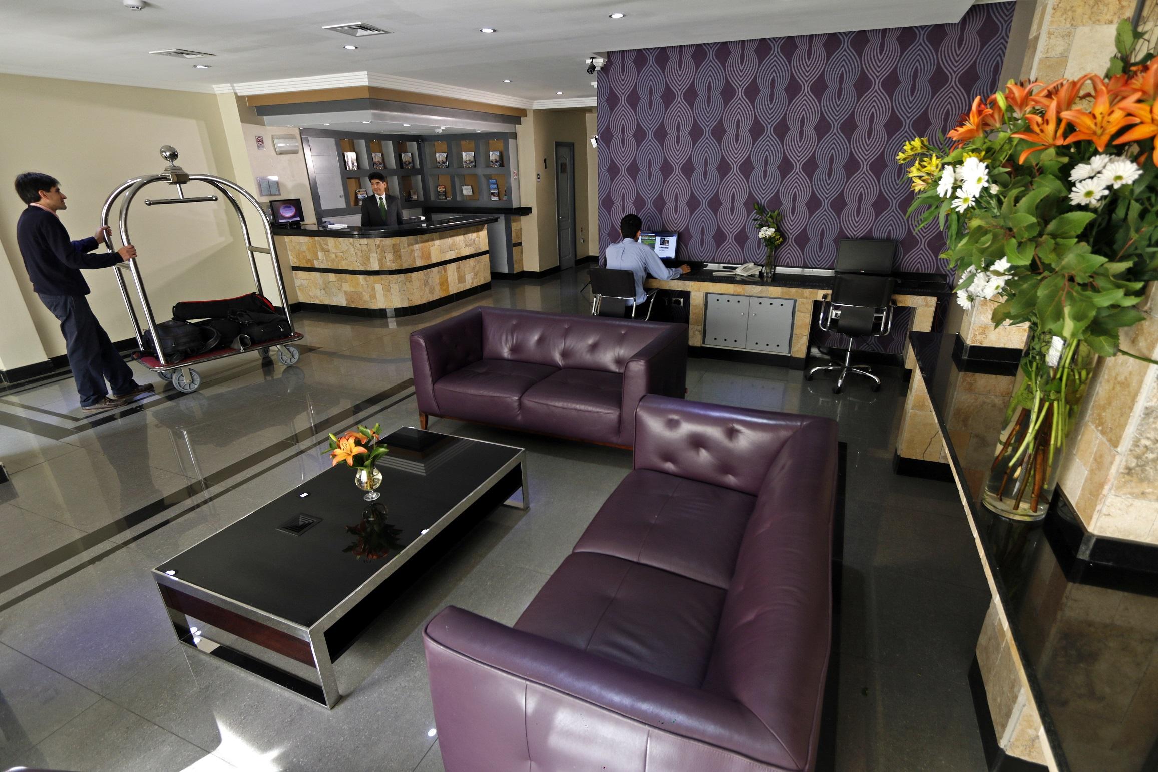 Hotel Principado Lastarria 3*