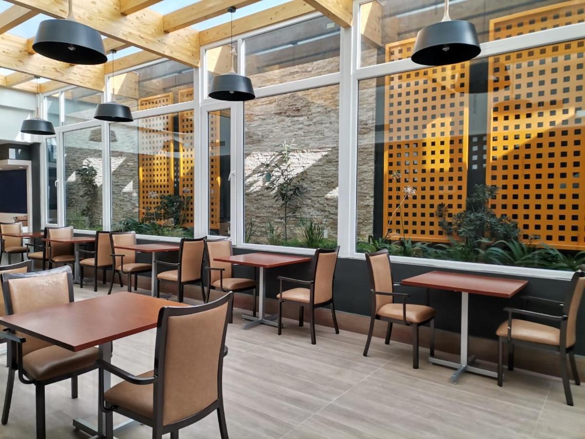 Hotel Diego De Almagro Providencia Express 4*