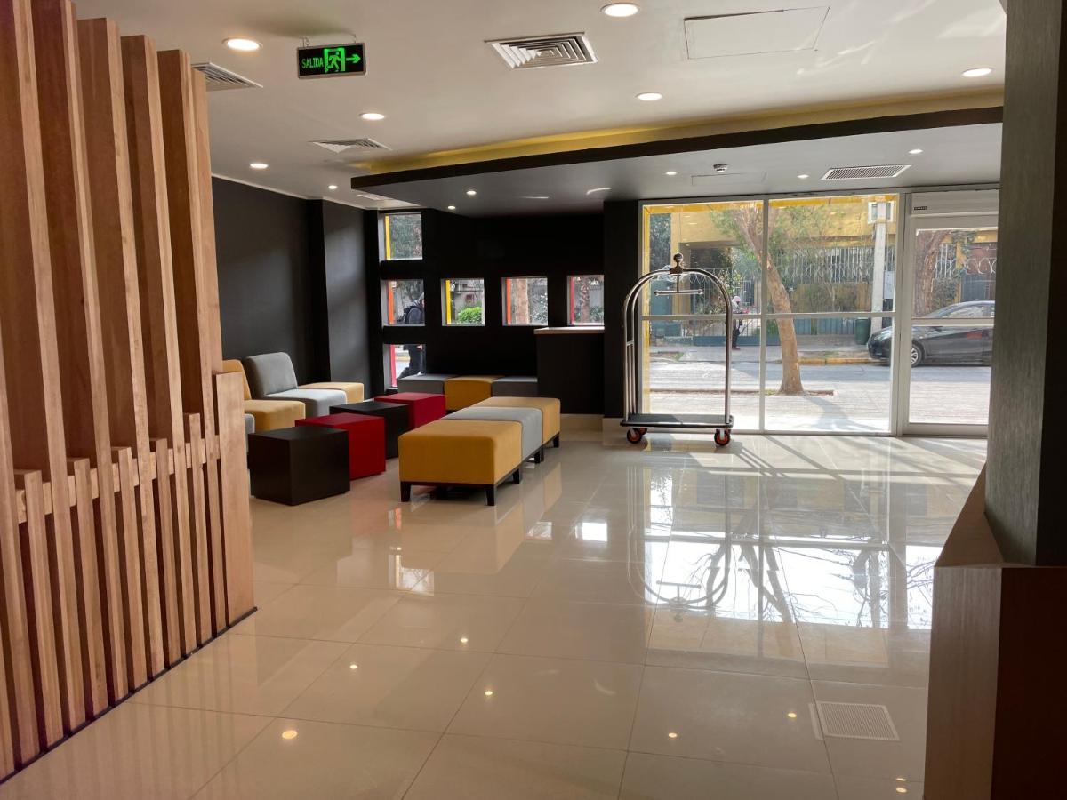 Diego De Almagro Providencia Express Hotel 4*