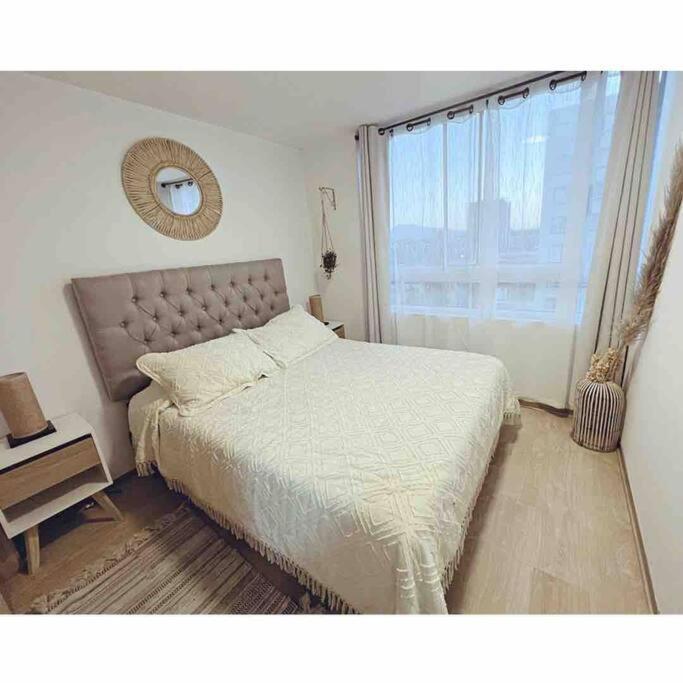 Apartamento Apartamento Estilo Boho Chic 200m Metro La Cisterna Con Estacionamiento Santiago de Chile