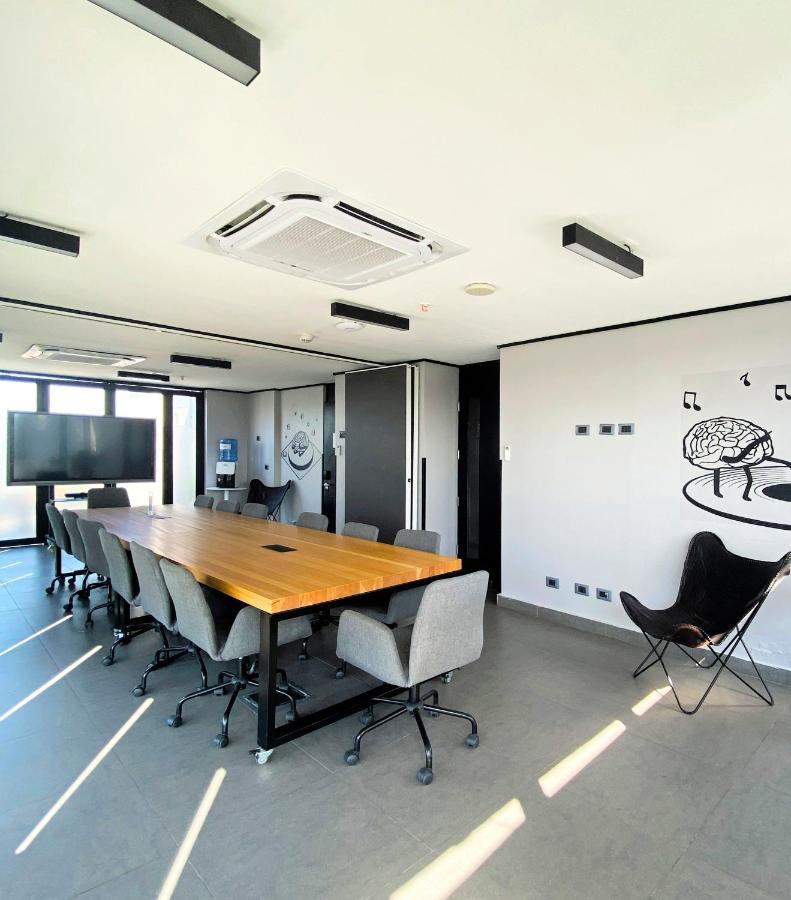 Hub Providencia Hotel