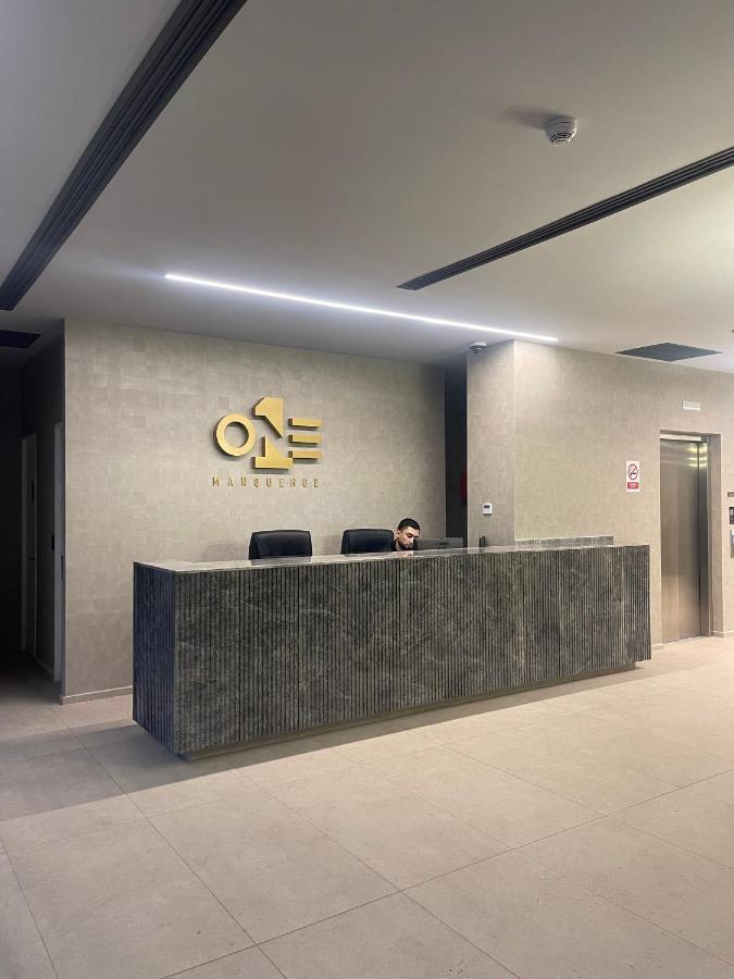 One Manquehue Apartamento 4*