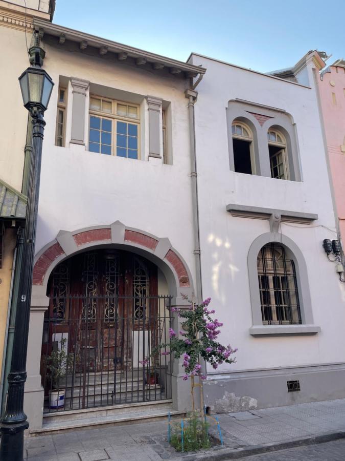 Casa Lucrecia Bed & Breakfast *