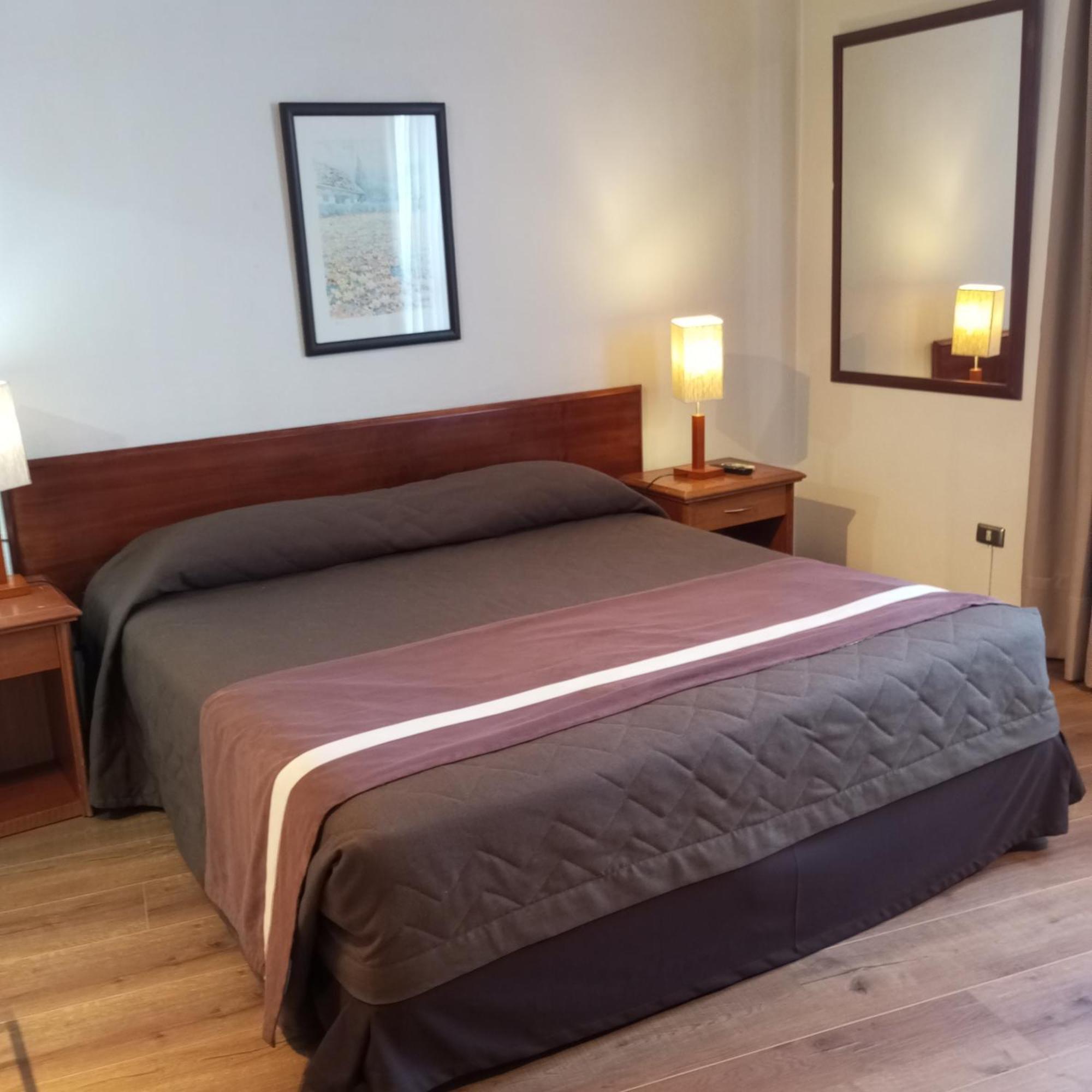 Hotel Alcala Del Rio 3*