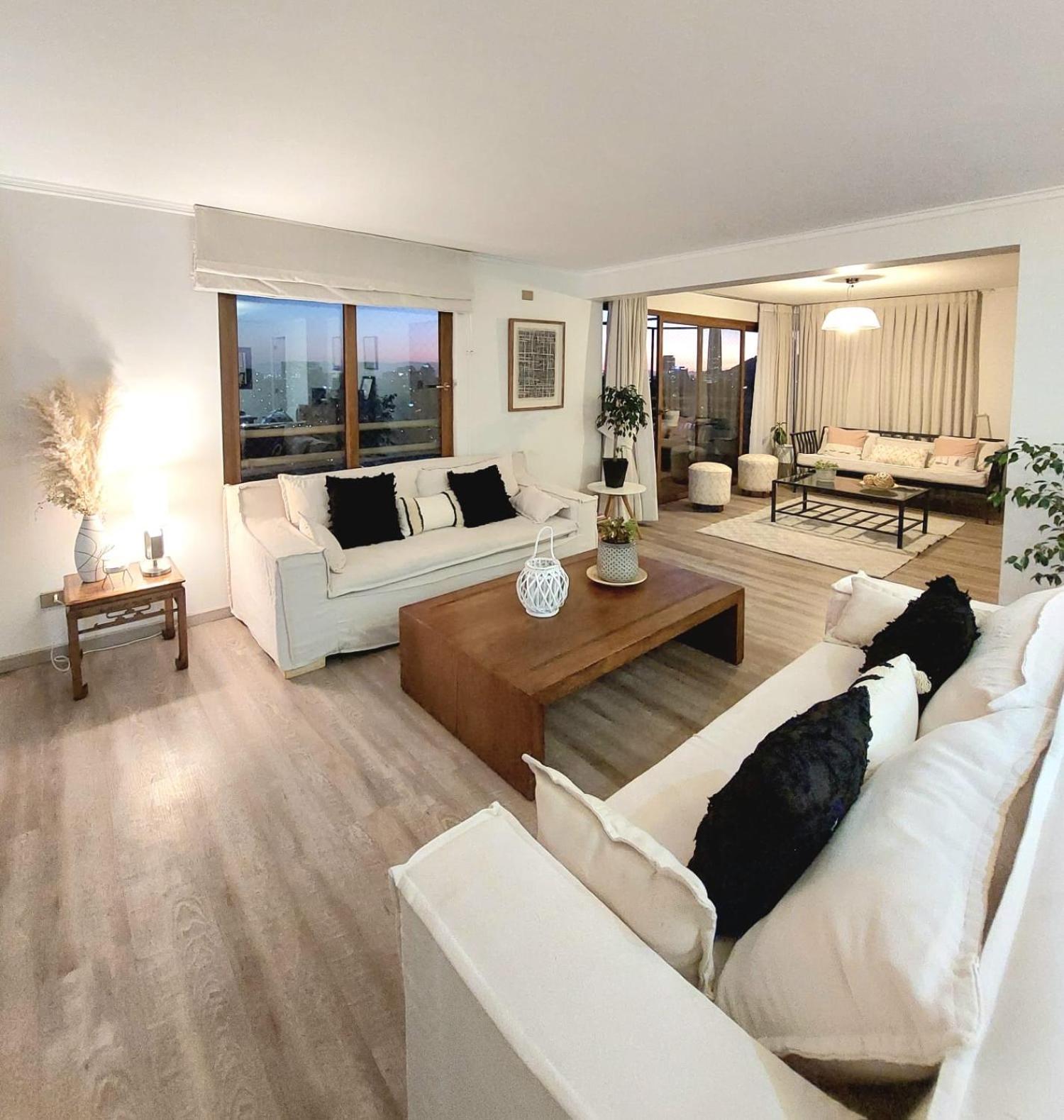 Apartamento Hermoso Depto En Condes Parque Arauco, 10 Personas