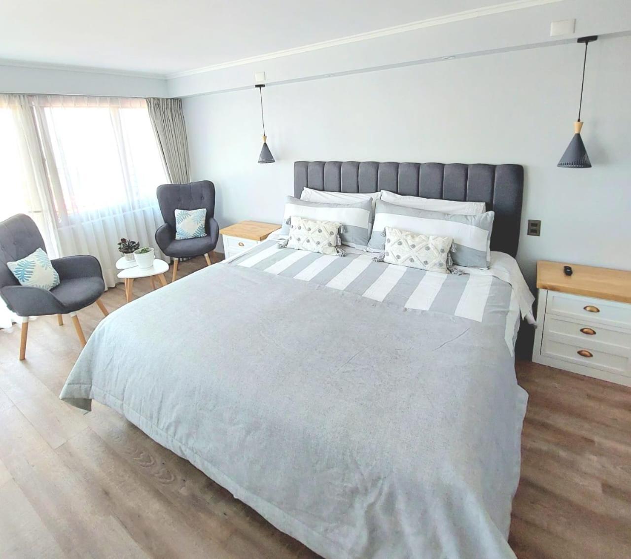 Apartamento Hermoso Depto En Condes Parque Arauco, 10 Personas *