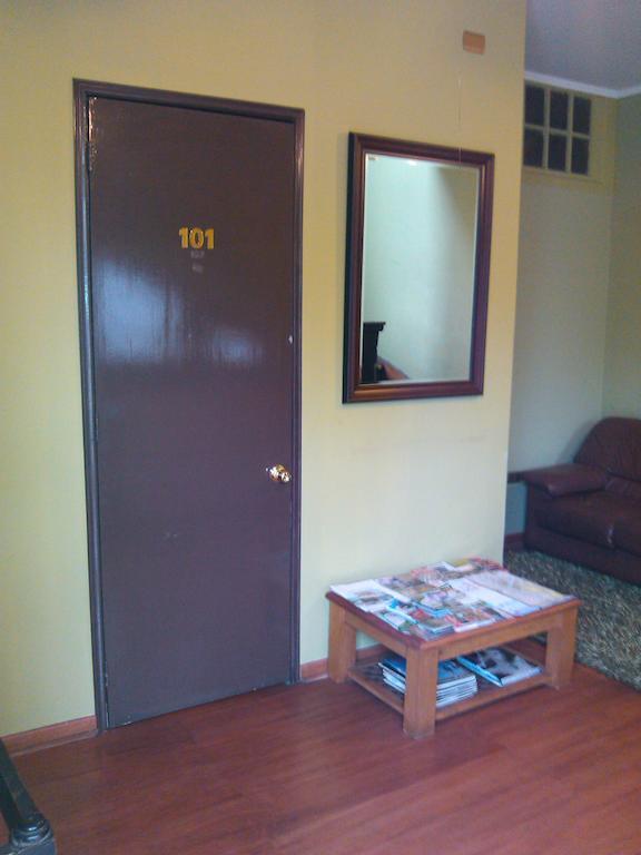 Barrio Italia Hostal