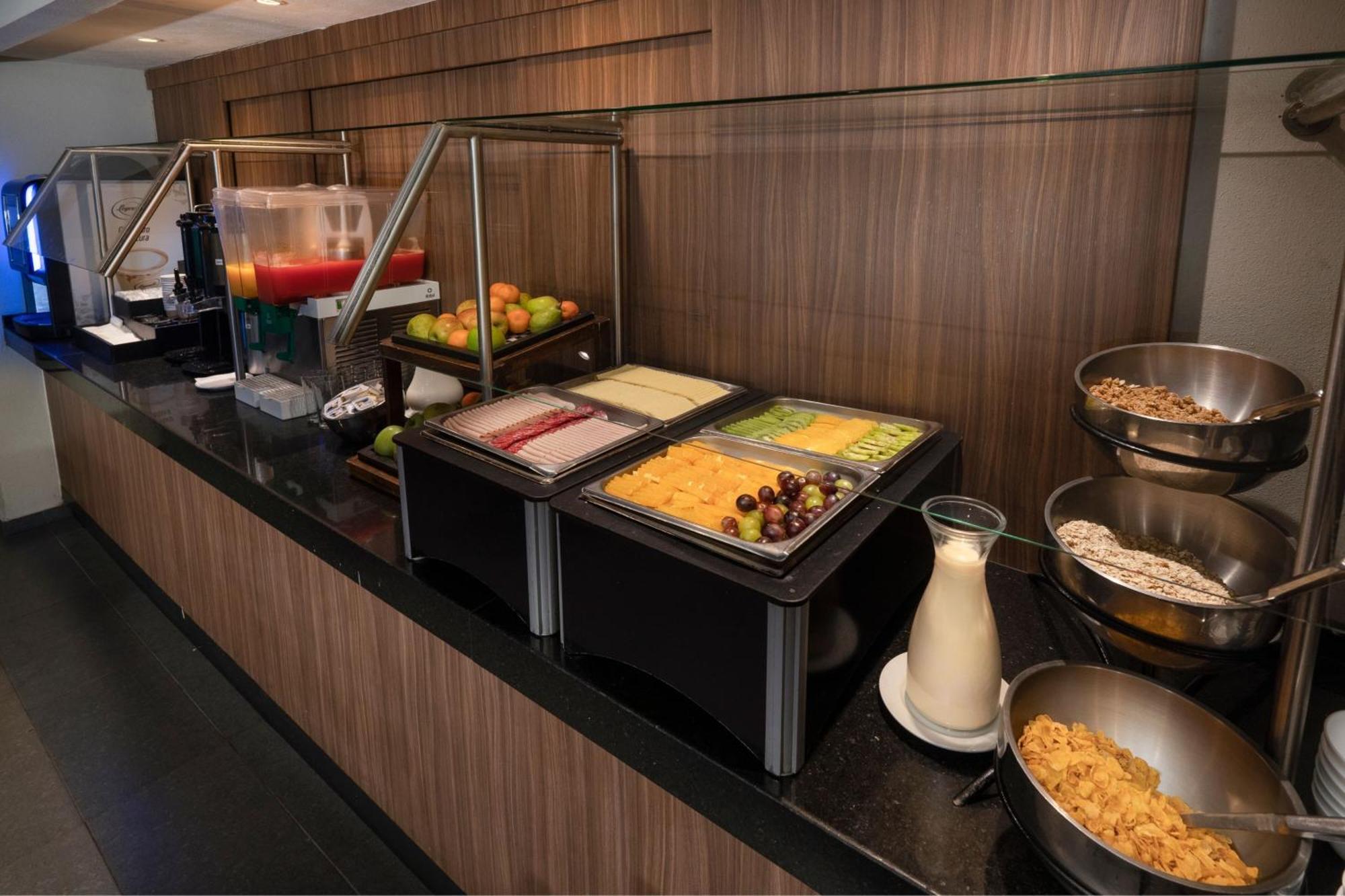 Express By Marriott Aeropuerto Santiago