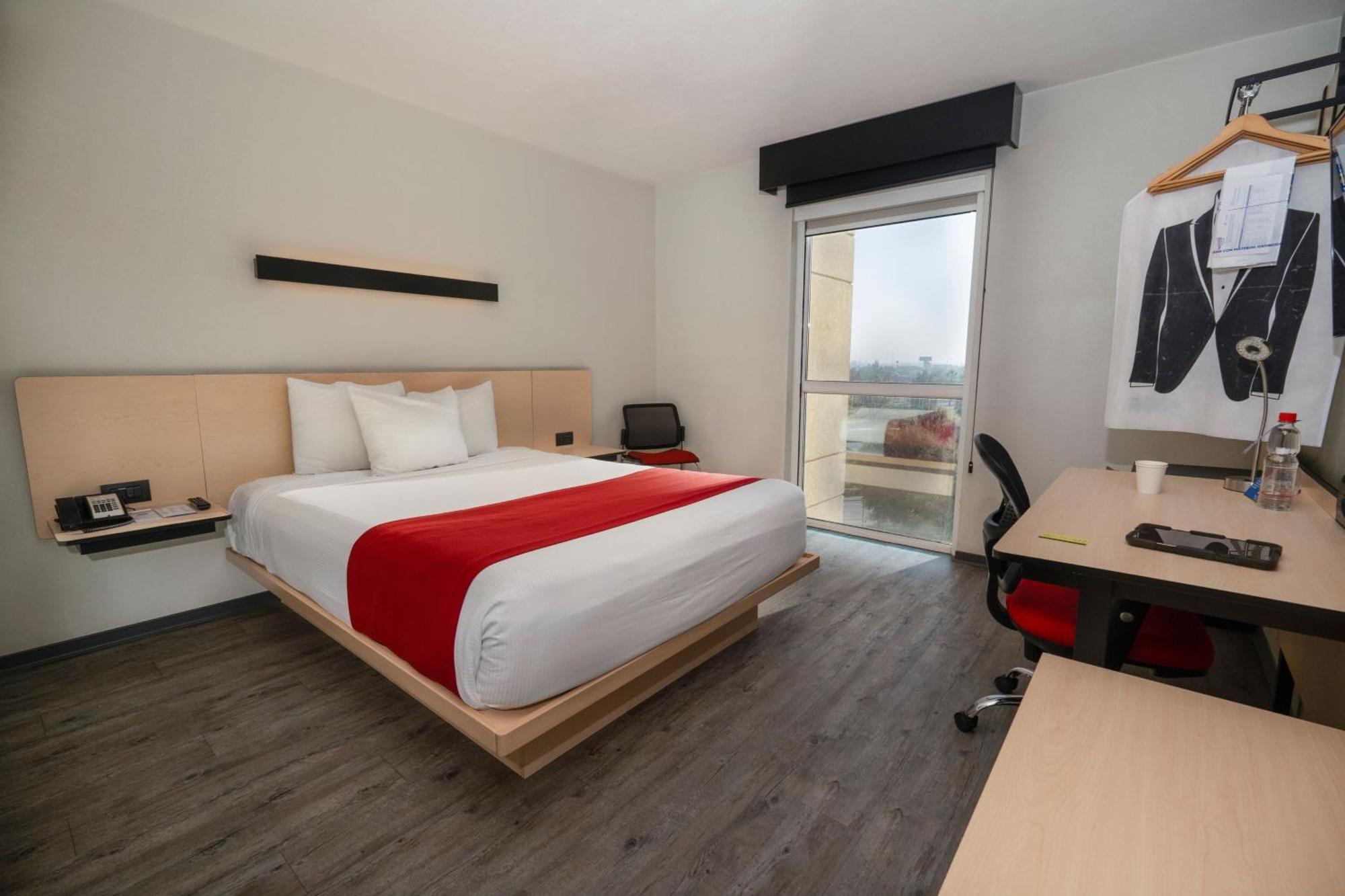 Express By Marriott Aeropuerto 3*
