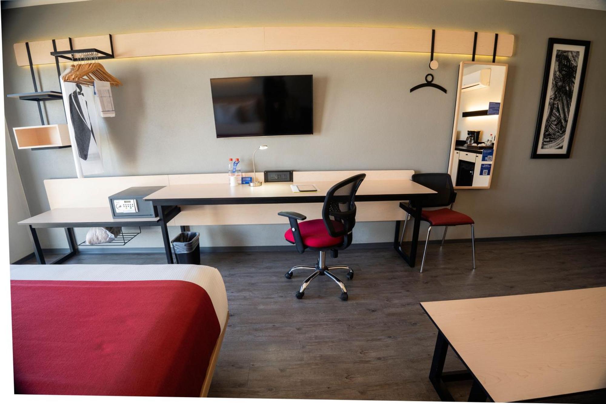 Express By Marriott Aeropuerto 3* Santiago