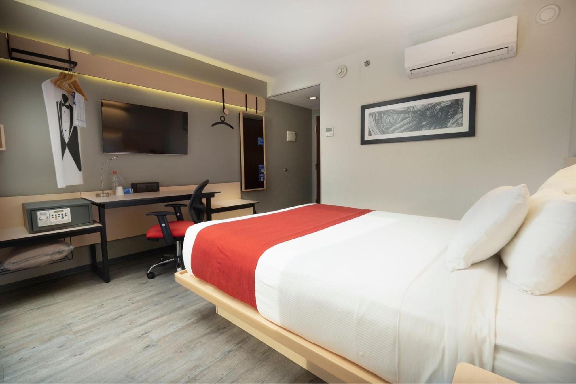 Express By Marriott Aeropuerto Santiago