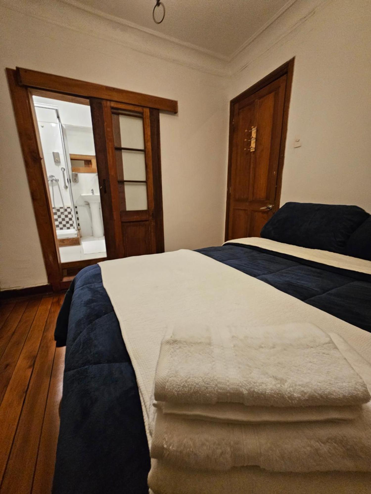 Pensión Maktvb Montt - Hostal Boutique Santiago de Chile