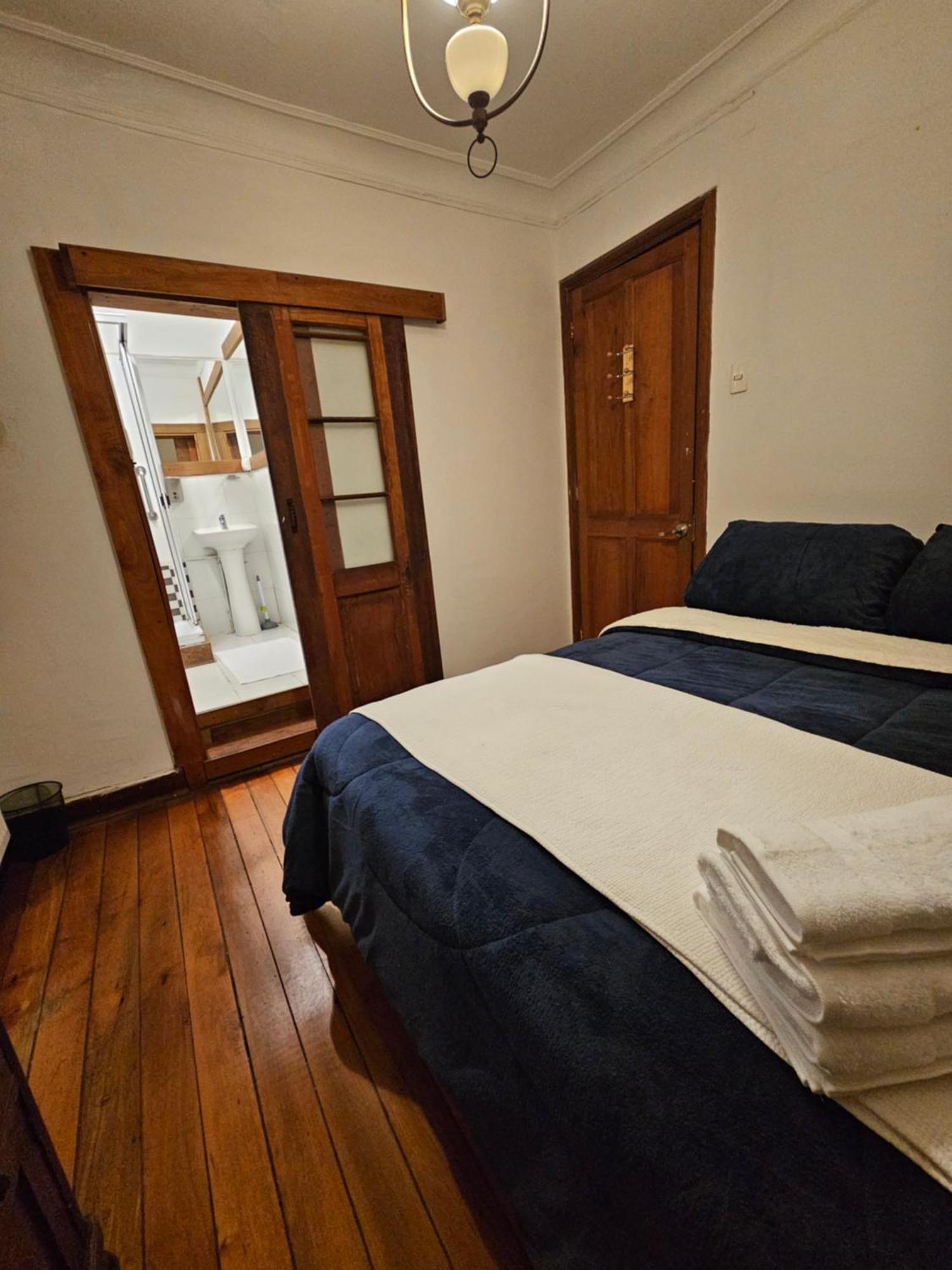 Maktvb Montt - Hostal Boutique Pensión