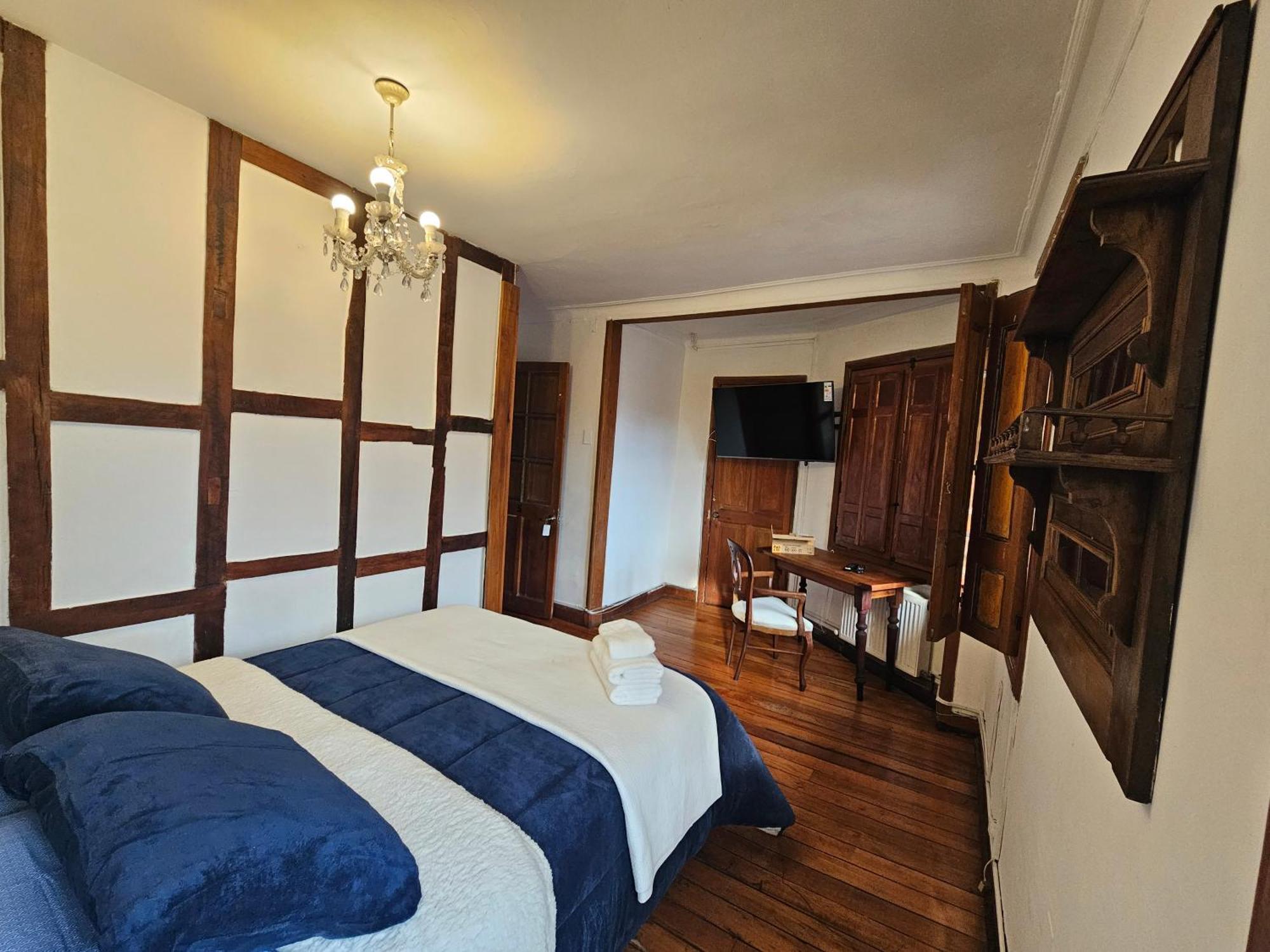 Maktvb Montt - Hostal Boutique Pensión