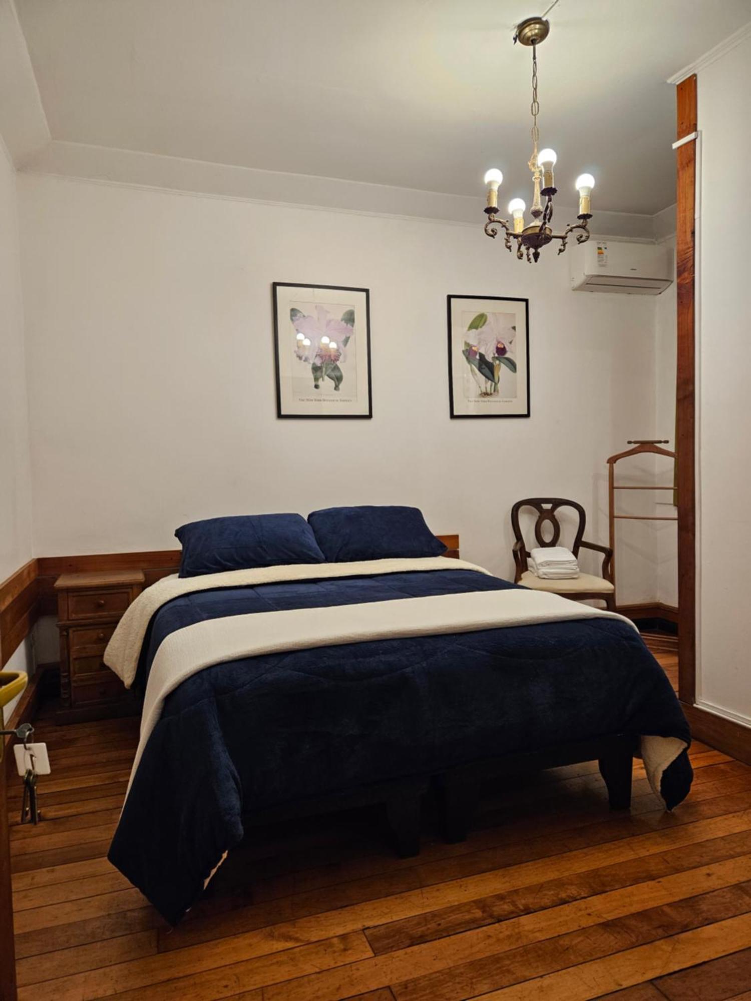 Maktvb Montt - Hostal Boutique Pensión Santiago de Chile