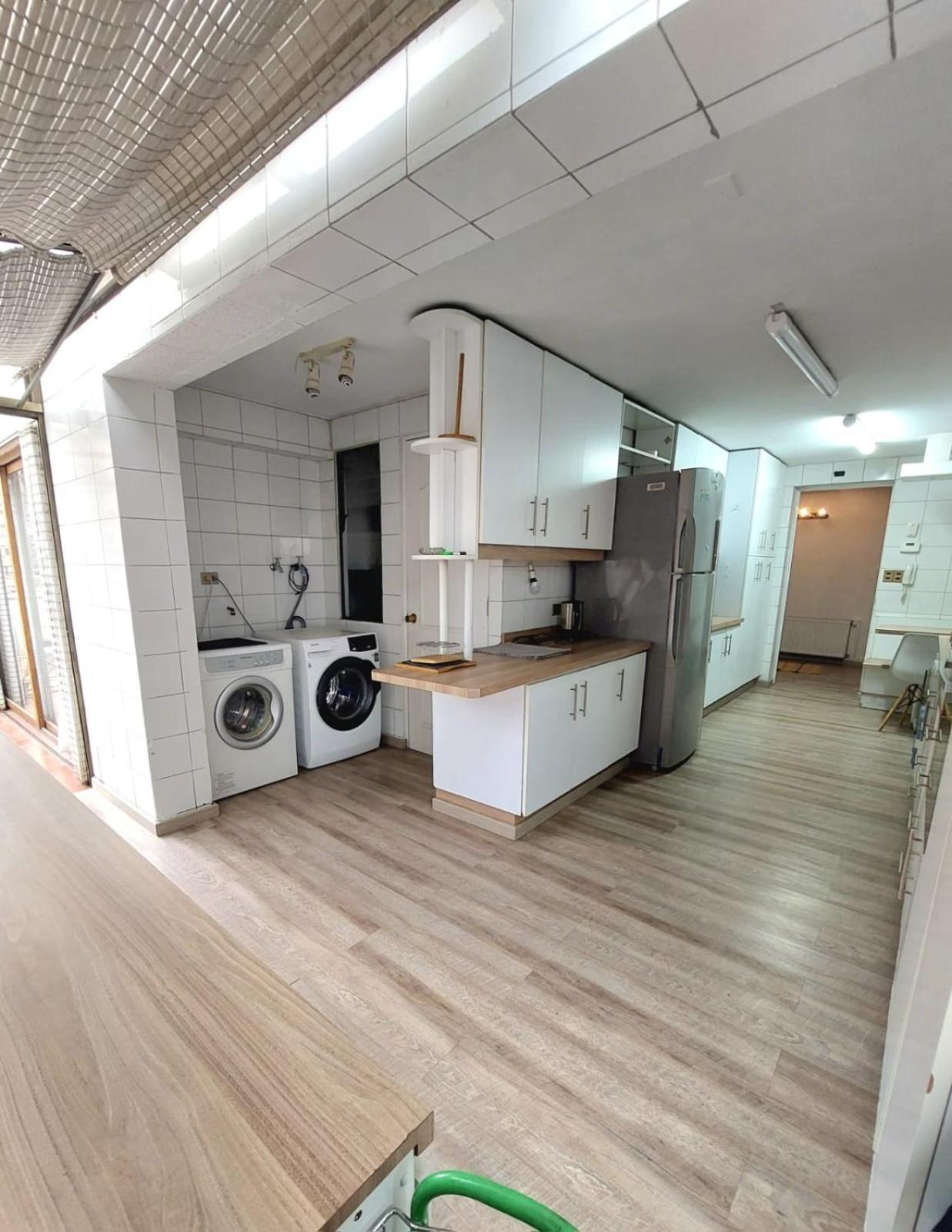 Hermoso Depto En Condes Parque Arauco, 10 Personas Apartamento *