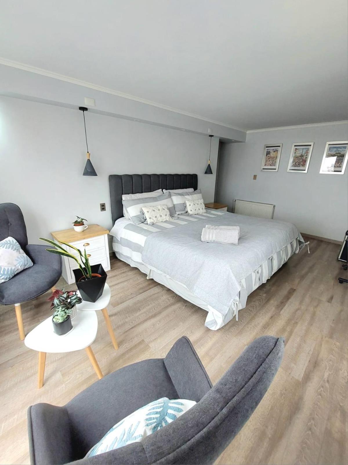 Hermoso Depto En Condes Parque Arauco, 10 Personas Apartamento *