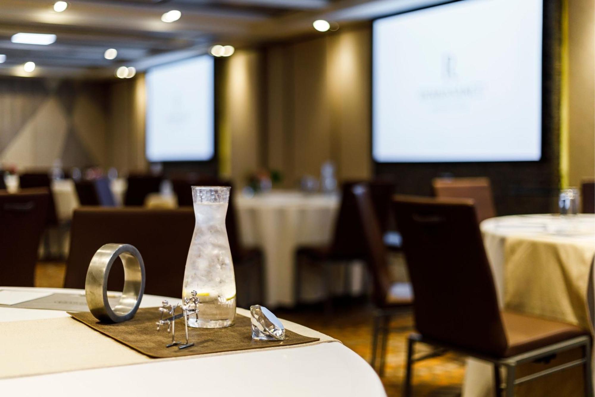 Renaissance By Marriott 5*