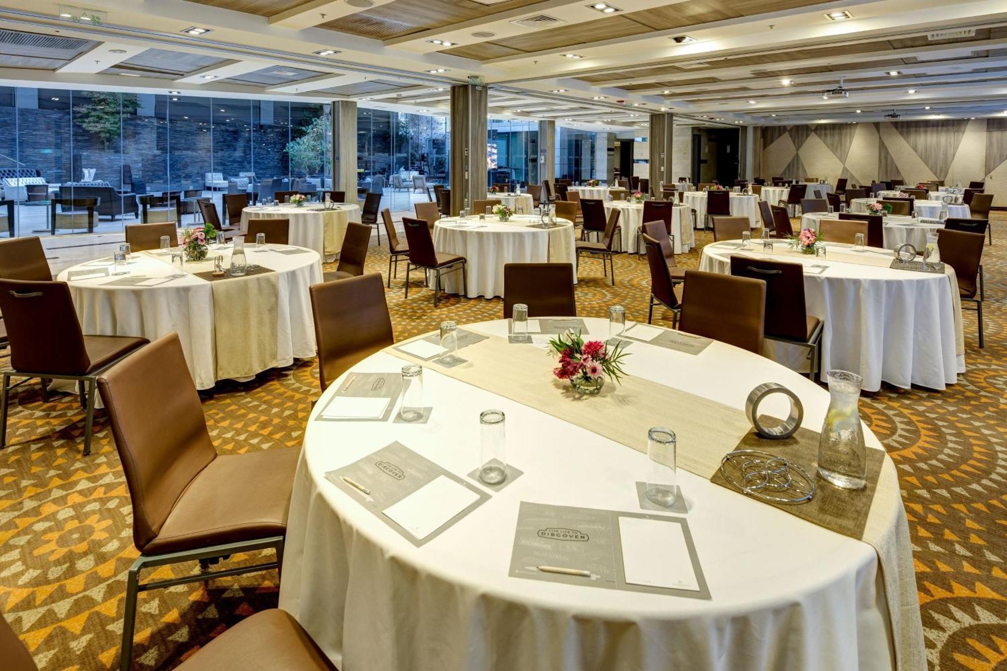 Hotel Renaissance By Marriott
