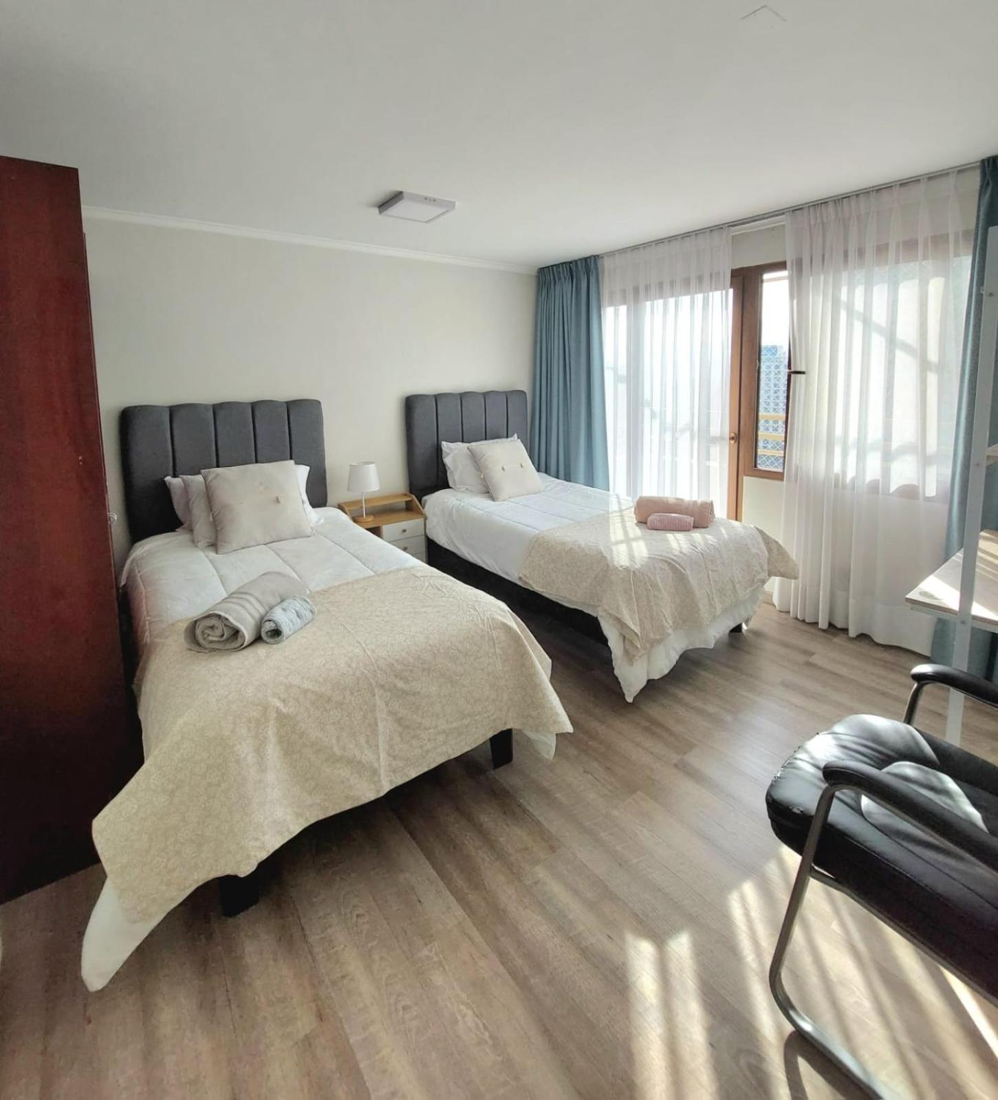 Apartamento Hermoso Depto En Condes Parque Arauco, 10 Personas Santiago