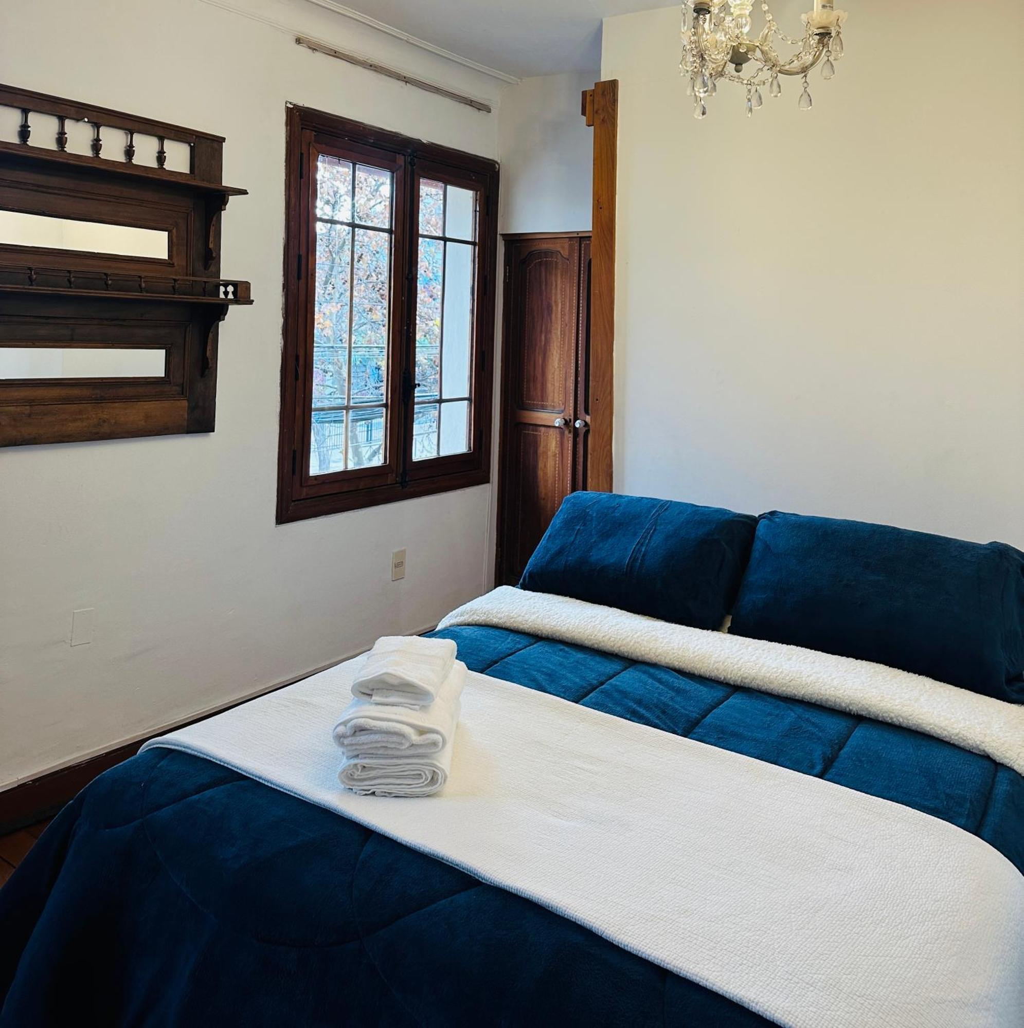 Maktvb Montt - Hostal Boutique Pensión