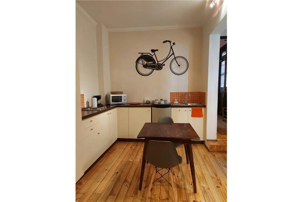 Aparthotel Amstelhuis Providencia Baquedano *