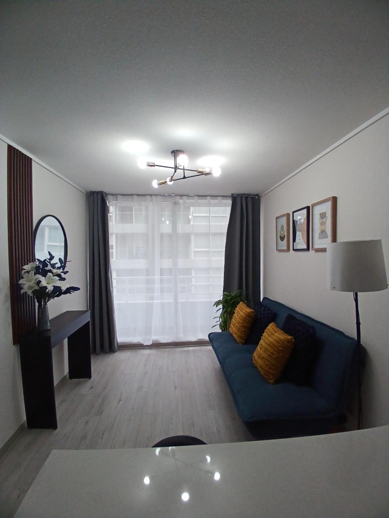 Centro Cama King Y Aire Acondicionado