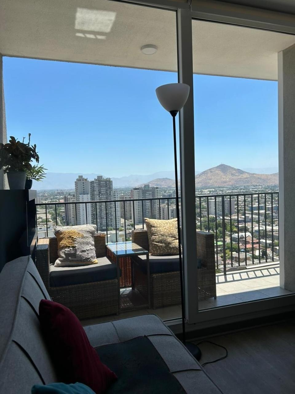 Private Apartment *