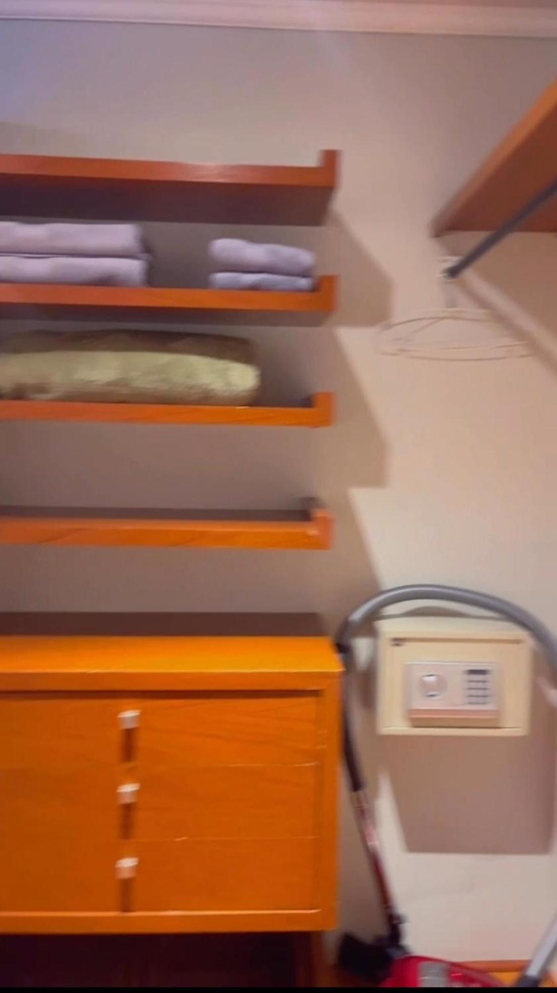 Apartamento Condes, A Pasos Del Metro Escuela Militar Santiago de Chile