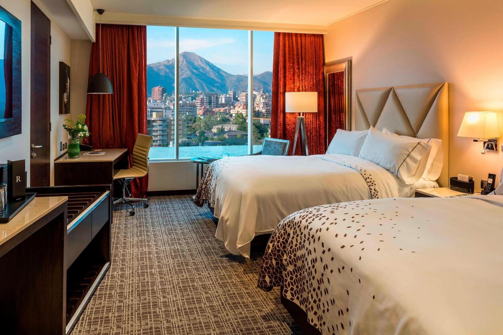 Hotel Renaissance By Marriott
