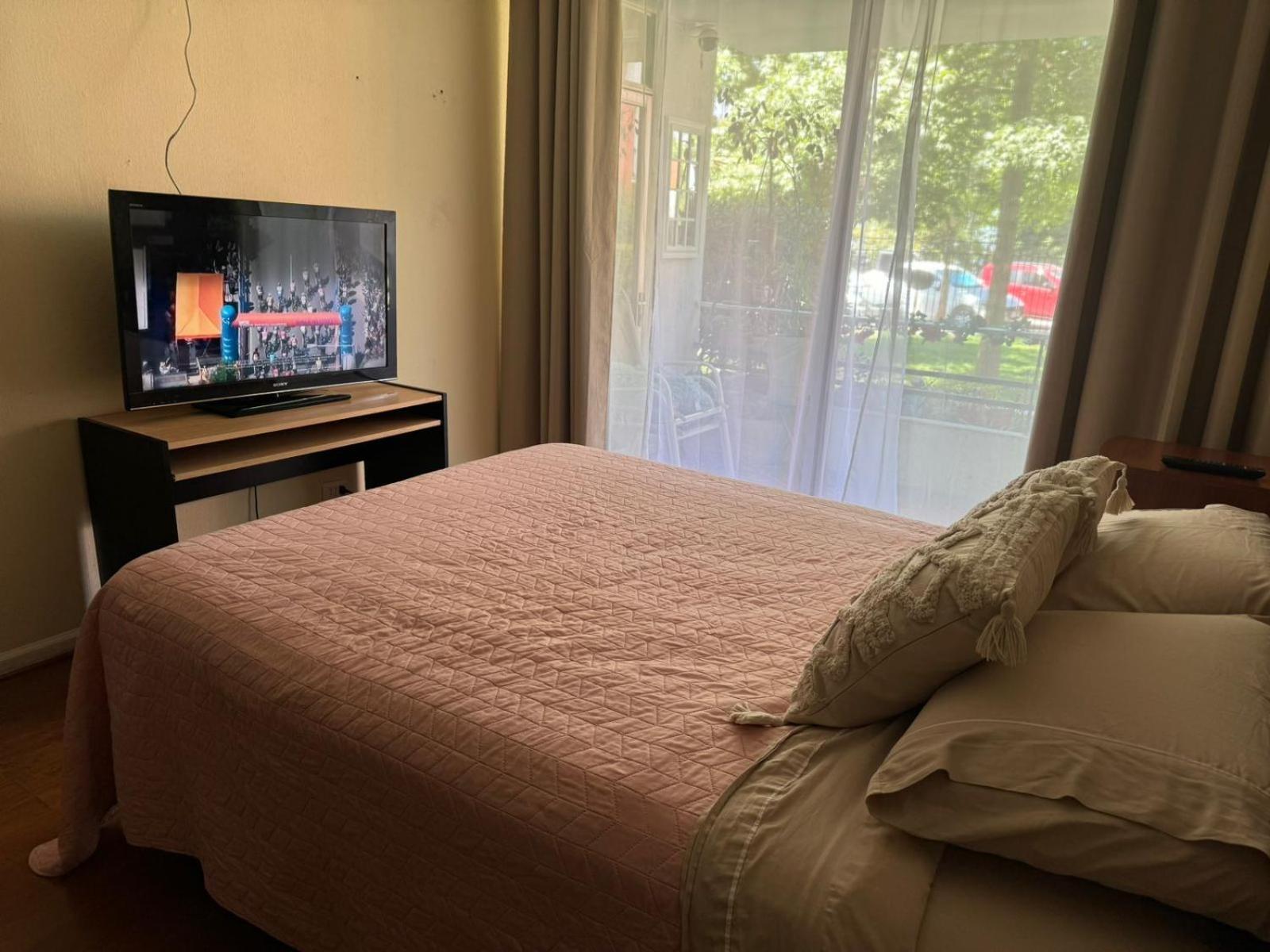 Habitación en casa particular Condes Metro Hernando De Magallanes