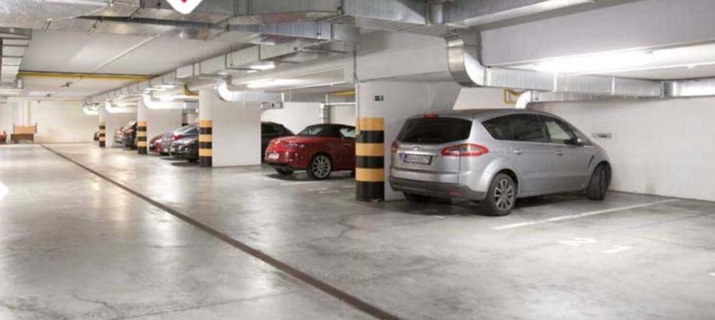 Cerca Movistar Arena Y A Pasos Del Metro Universidad De Chile Con Estacionamiento * Santiago