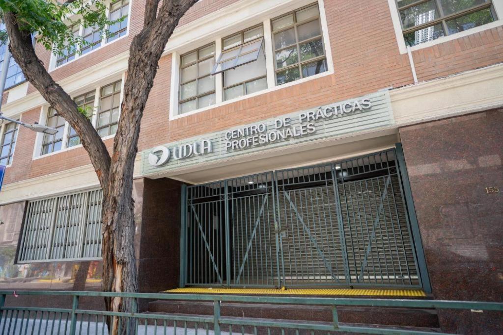 Lindisima Residencia Cerca De Movistar Arena Y Metro Republica