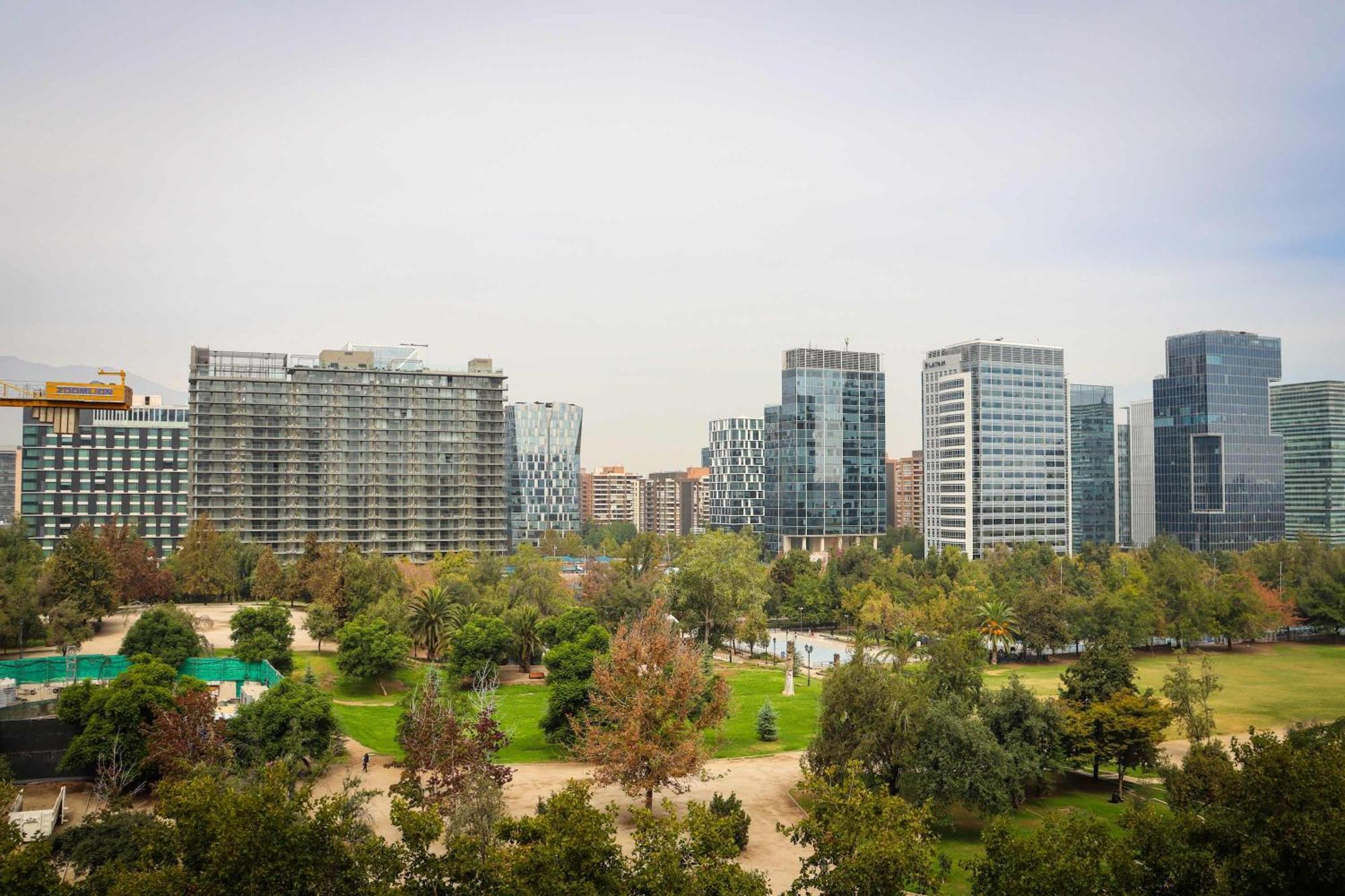 Hom I Nuevo Cerro Colorado 6036 Condes Apartamento Santiago de Chile