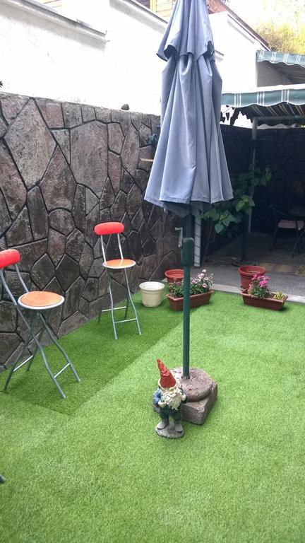 Bed and breakfast Blumen Haus 2*